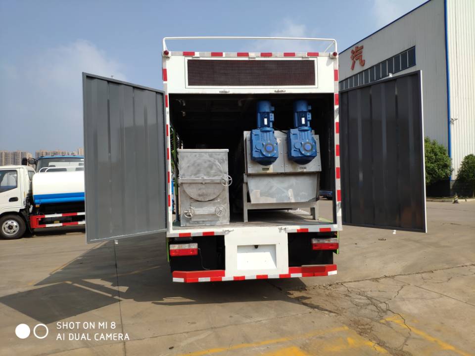 国六江淮吸污净化车_化粪池无害化处理车