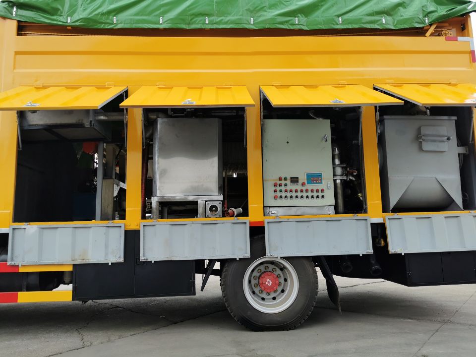 泥浆处理车_东风D9污泥处理车